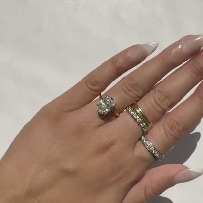 Solitaire with Gallery Rail