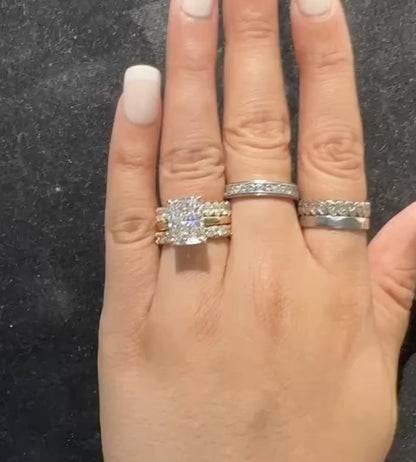 Solitaire with Hidden Halo